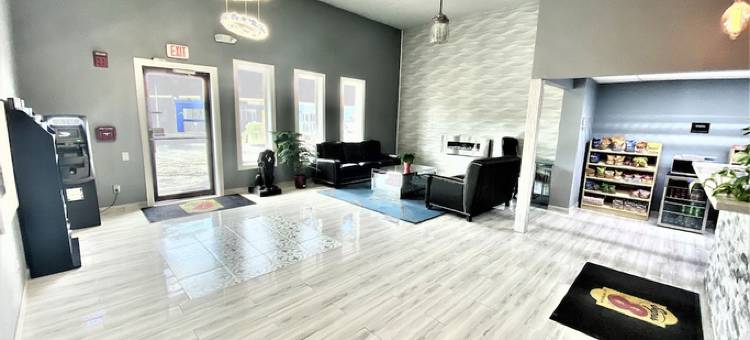 莱尼克萨-欧弗兰帕克区温德姆速8酒店(Super 8 by Wyndham Lenexa Overland Park/Mall Area)图片