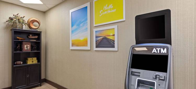 诺克斯维尔东温德姆戴斯酒店(Days Inn by Wyndham Knoxville East)图片