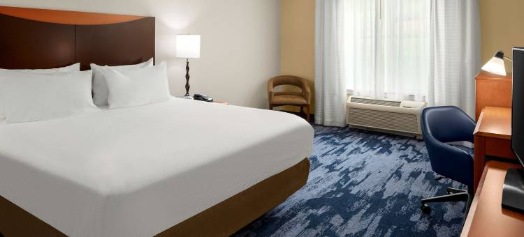 贝德福德万豪万枫酒店(Fairfield Inn & Suites Bedford)图片