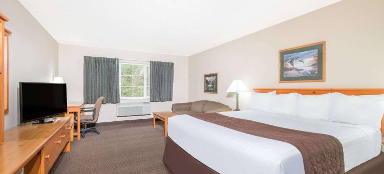 巴克斯特-布雷纳德区呗盟套房酒店(Baymont by Wyndham Baxter/Brainerd Area)图片