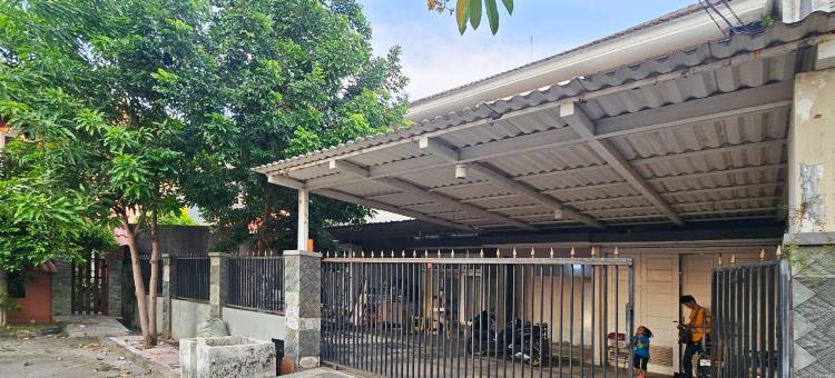 Hasana Guest House Syariah Near Royal Plaza RedPartner图片