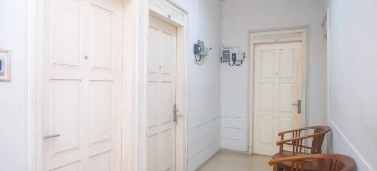 红多兹Plus酒店-近阿迪素拓机场2号(RedDoorz Plus near Adisucipto Airport 2)图片