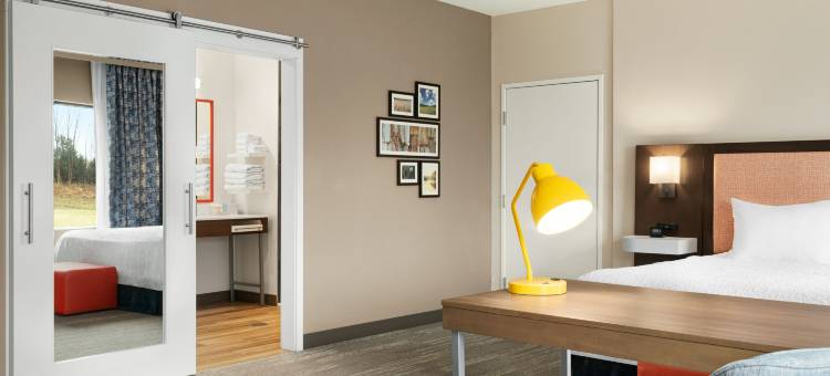 奥佛兰公园南欢朋套房酒店(Hampton Inn & Suites Overland Park South)图片