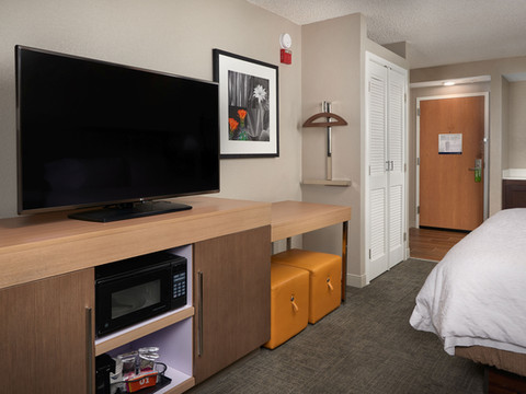 格伦代尔-皮奥里亚欢朋酒店