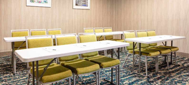 希尔顿欢朋酒店-弗里波特(Hampton Inn Freeport)图片