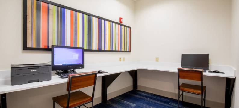 Holiday Inn Express 约翰逊城(Holiday Inn Express JOHNSON CITY by IHG)图片