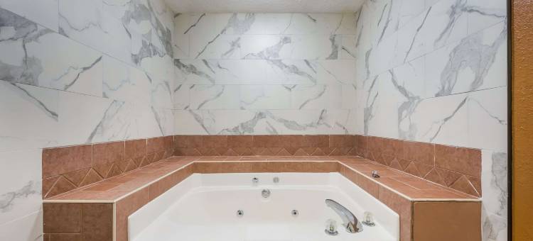 伊克诺郊外小屋(Econo Lodge)图片