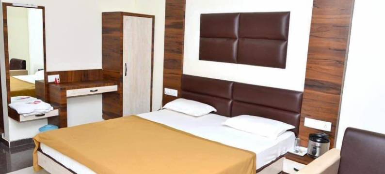 这新假日酒店(The New Holiday Inn)图片