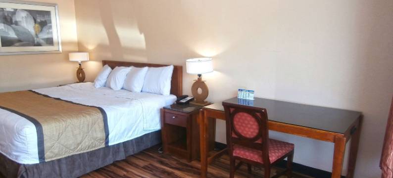 卡特斯维尔乡村壁炉套房酒店(Country Hearth Inn & Suites Cartersville)图片