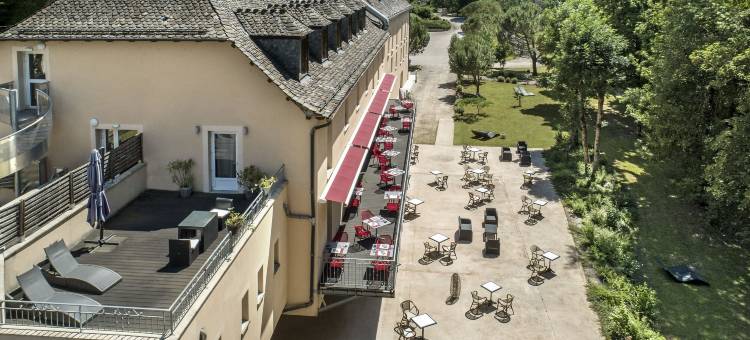 洛吉斯酒店餐厅 Les 2 Rives - A75，河边(Logis Hôtel Restaurant les 2 Rives - A75, en Bordure de rivière)图片