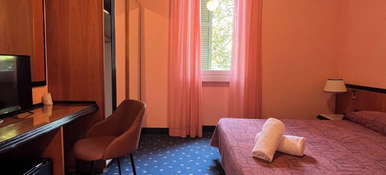 米兰诺酒店泳池和花园(Hotel Milano Pool & Garden)图片