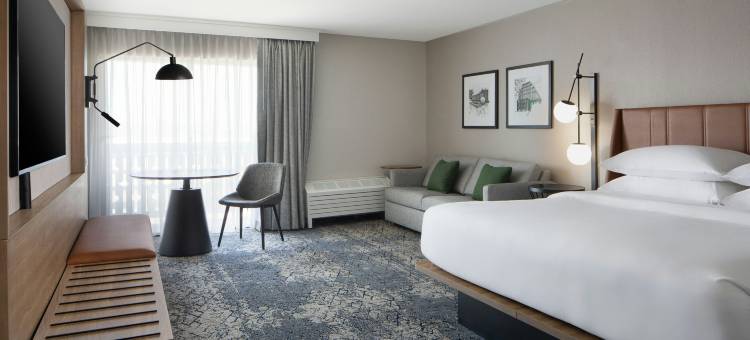 圣路易斯喜来登韦斯特波特木屋酒店(Sheraton Westport Chalet Hotel St. Louis)图片