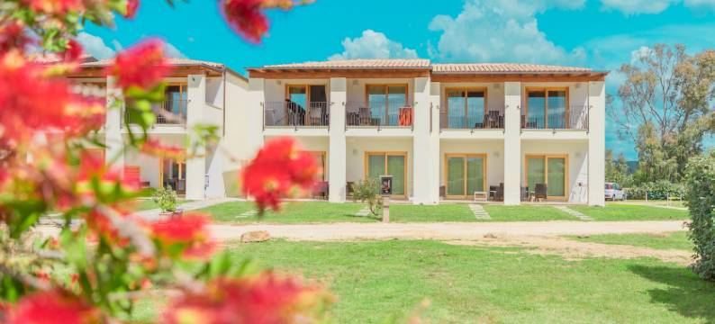 史黛拉滨海客房酒店(Stella Marina Budoni)图片