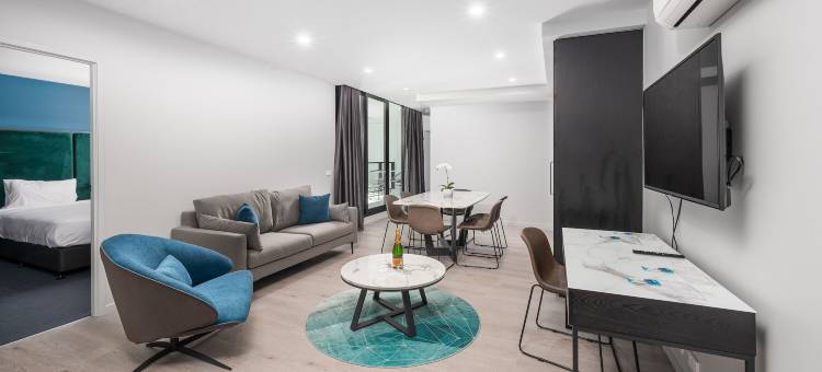 奥罗斯普拉斯酒店(Oros Hotel and Apartments)图片