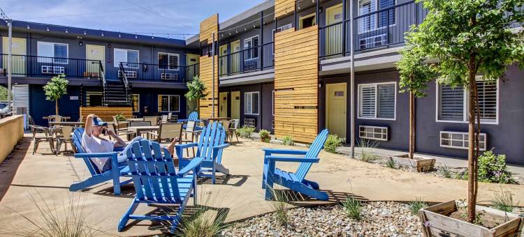 美国现代酒店(Americana Modern Hotel)图片