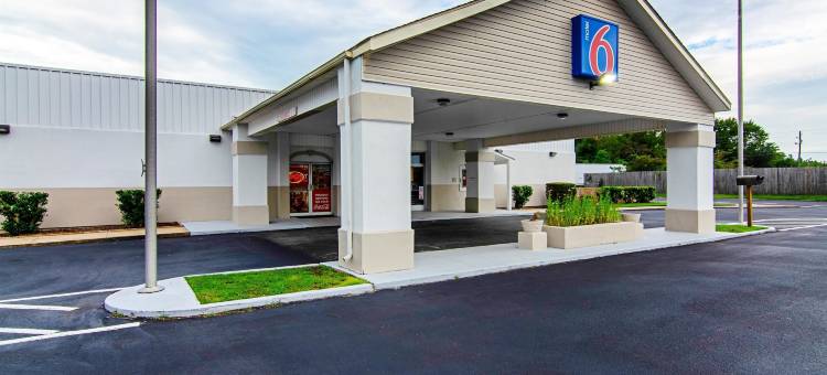 亚拉巴马州贝米内特 6 号汽车旅馆(Motel 6 Bay Minette, Al)图片
