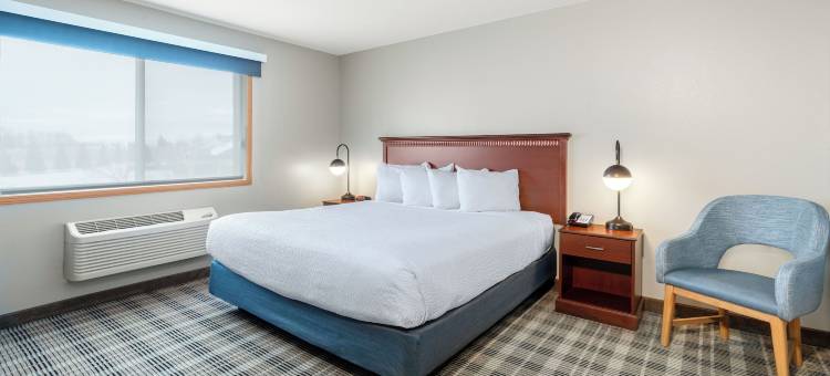 瓦利城美吟温德姆酒店及会议中心(AmericInn by Wyndham Valley City Conference Center)图片