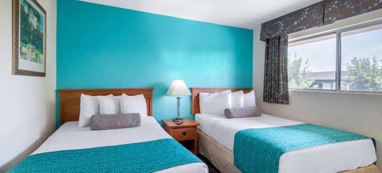 温德姆豪生套房-圣地亚哥丘拉维斯塔/海湾区(Howard Johnson Suites by Wyndham San Diego Chula Vista/BayFt)图片