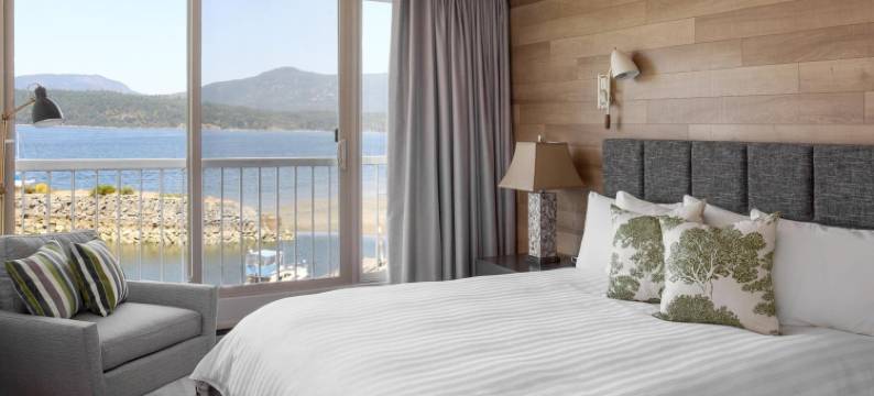 科威恰湾海滨套房酒店(Oceanfront Suites at Cowichan Bay)图片