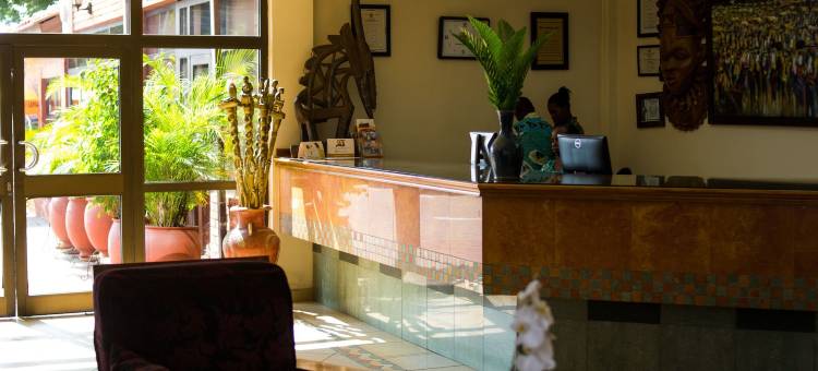 椰林丽晶酒店(Coconut Grove Regency Hotel)图片