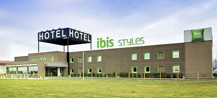宜必思尚品莱里达朵雷法勒拉酒店(Hotel Ibis Styles Lleida Torrefarrera)图片