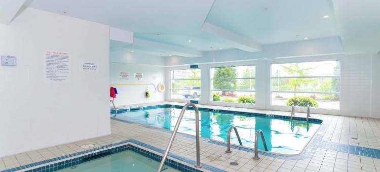 桑德曼签名兰利酒店(Sandman Signature Langley Hotel)图片