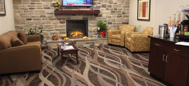 鹅卵石旅馆-拉莫尼(Cobblestone Inn & Suites - Lamoni)图片