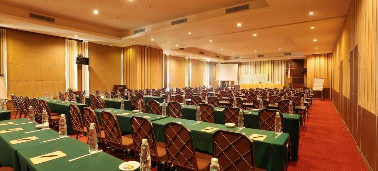 拉热斯阿斯里度假酒店及Spa中心(Laras Asri Resort & Spa)图片