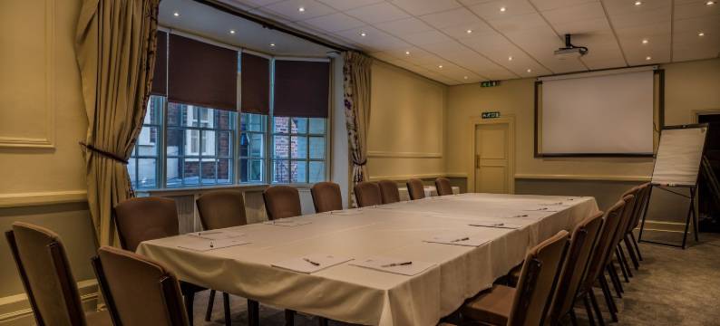 北约克郡瑟斯克金羊毛酒店(The Golden Fleece Hotel, Thirsk, North Yorkshire)图片