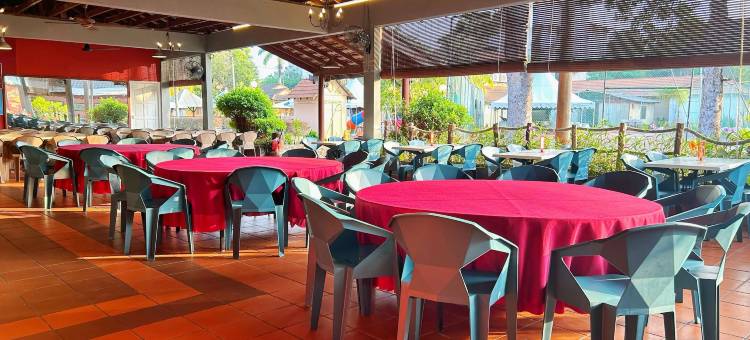 伦比亚度假别墅帕卡丁加奴(Rumbia Resort Villa Paka)图片