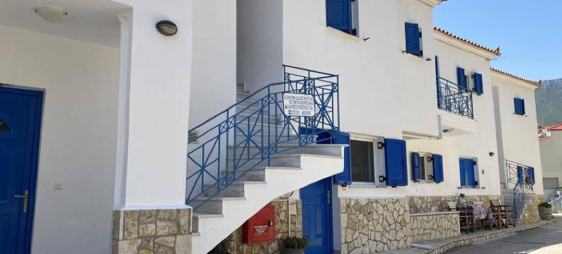 马蒂娜公寓提罗斯(Matina Apartments Tyros)图片