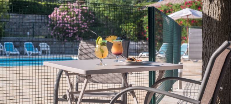 克洛斯布鲁耶雷斯酒店(Le Clos des Bruyères)图片