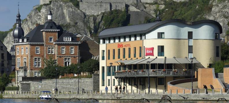 宜必思迪南中心酒店(Ibis Dinant Centre)图片