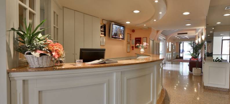 欧罗巴酒店 - 天空游泳池及全景(Hotel Europa - Skypool & Panorama)图片