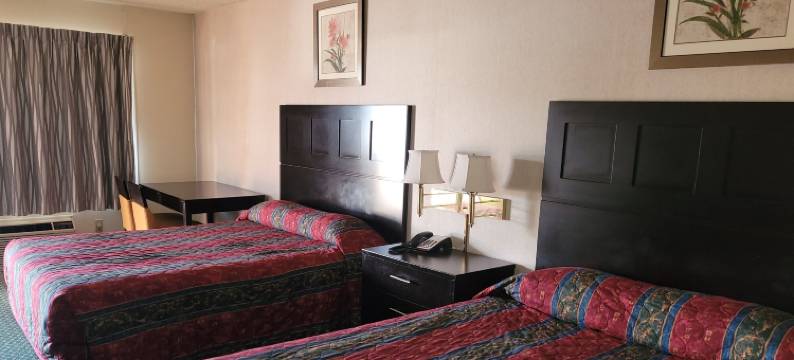 莱克伍德贝斯特韦斯特酒店(Western Inn Lakewood)图片