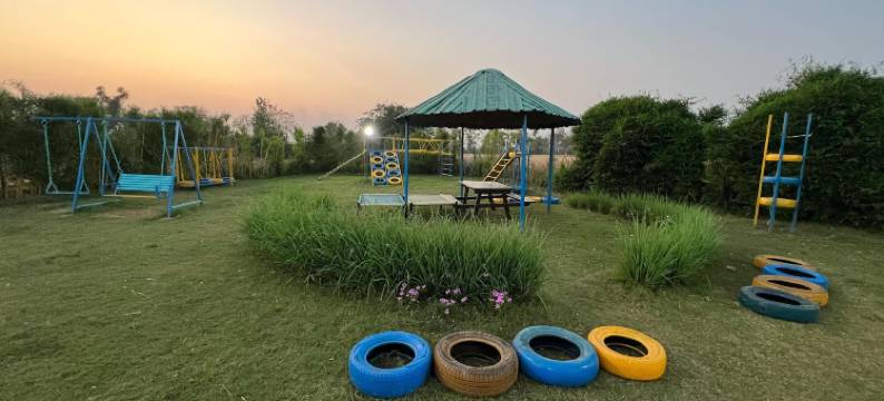 Baakhli度假产业拱门(Arch the Baakhli Resort)图片