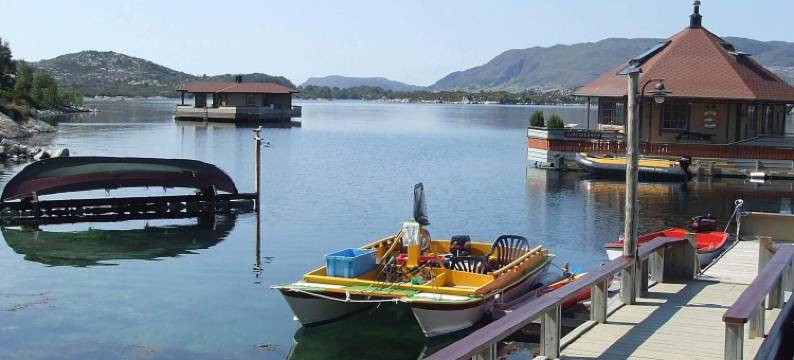 卡尔瓦格的八人度假屋(8 Person Holiday Home in Kalvåg-by Traum)图片