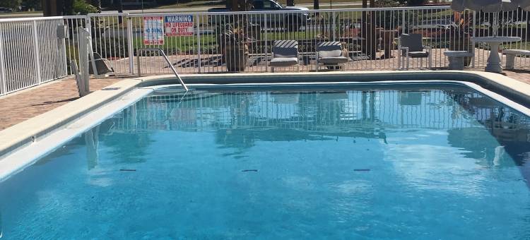 Blue Spring Inn Orange City图片