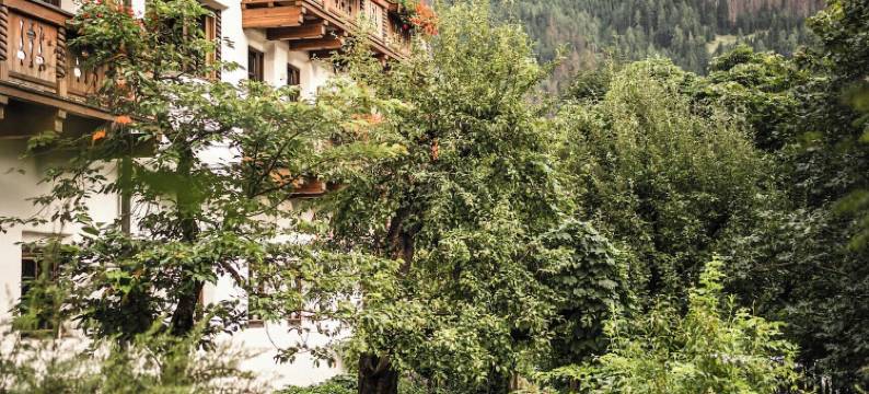 施特拉瑟维特酒店(Strasserwirt - Ansitz zu Tirol)图片