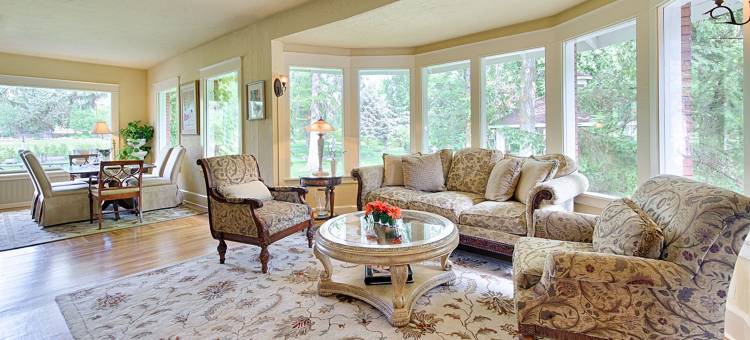 温泉旅馆及酿酒厂(Warm Springs Inn & Winery)图片