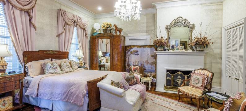 贝利橡树旅馆(Belle Oaks Inn)图片