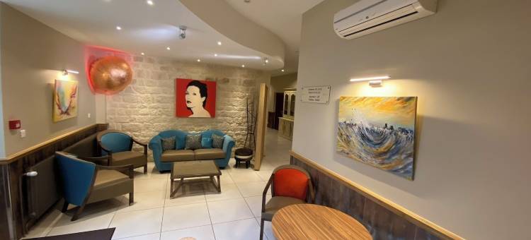 克里斯蒂娜酒店(Logis - le Christina)图片