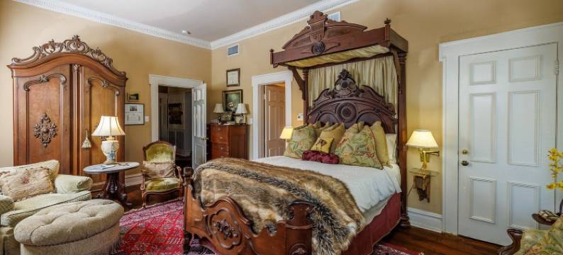 贝利橡树旅馆(Belle Oaks Inn)图片