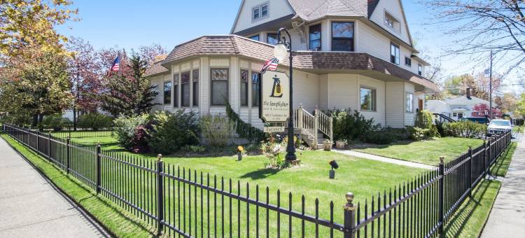 拉丁顿灯光民宿(The Lamplighter Bed & Breakfast of Ludington)图片