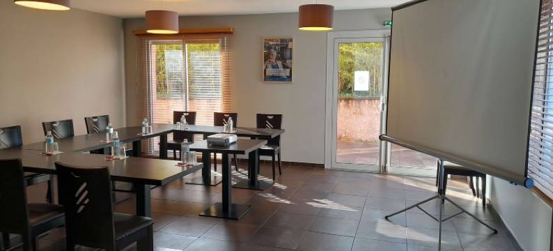 康福特蒙托邦英式酒店(Brit Hotel Confort Montauban)图片