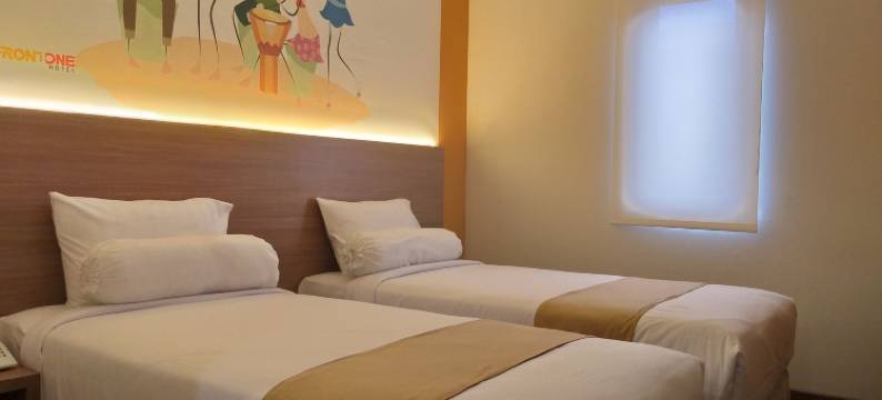 隆阿贡前一酒店(Front One Hotel Tulungagung)图片