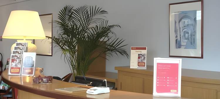 BRIT HOTEL CONFORT 内韦尔市中心火车站(Brit Hotel Confort Nevers Centre Gare)图片