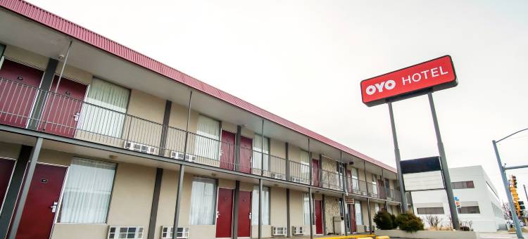 OYO 堪萨斯南哈钦森西第 4 大道酒店(OYO Hotel Hutchinson West 4th Ave)图片