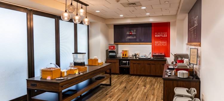 希尔顿欢朋酒店-坦纳斯维尔费城区(Hampton Inn Turnersville (Philadelphia Area))图片