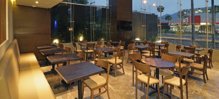 智选假日套房酒店蒙特雷广场TANARAH(Holiday Inn Express & Suites Monterrey Valle)图片